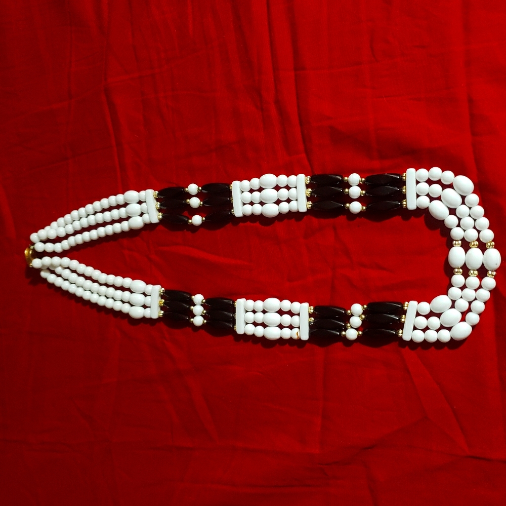 Jewelry-Long necklace